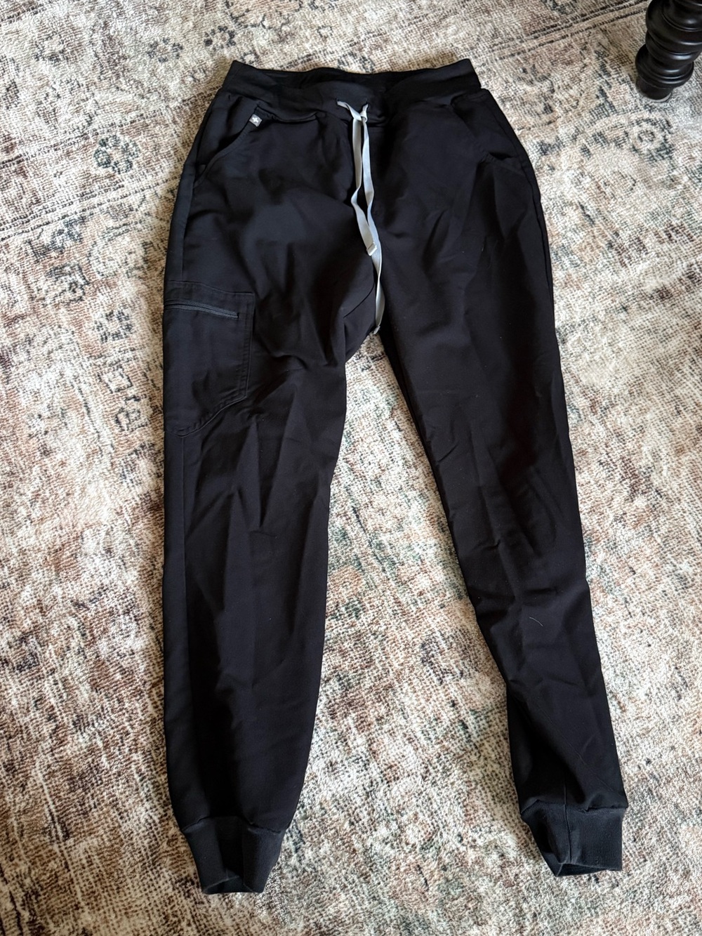 FIGS Women’s Black High Waisted Zamora Pants